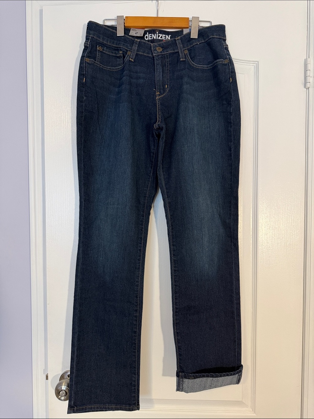 Denizen from Levi’s Straight Jeans – Size 14M – Dark Wash – New with Minor Flaw